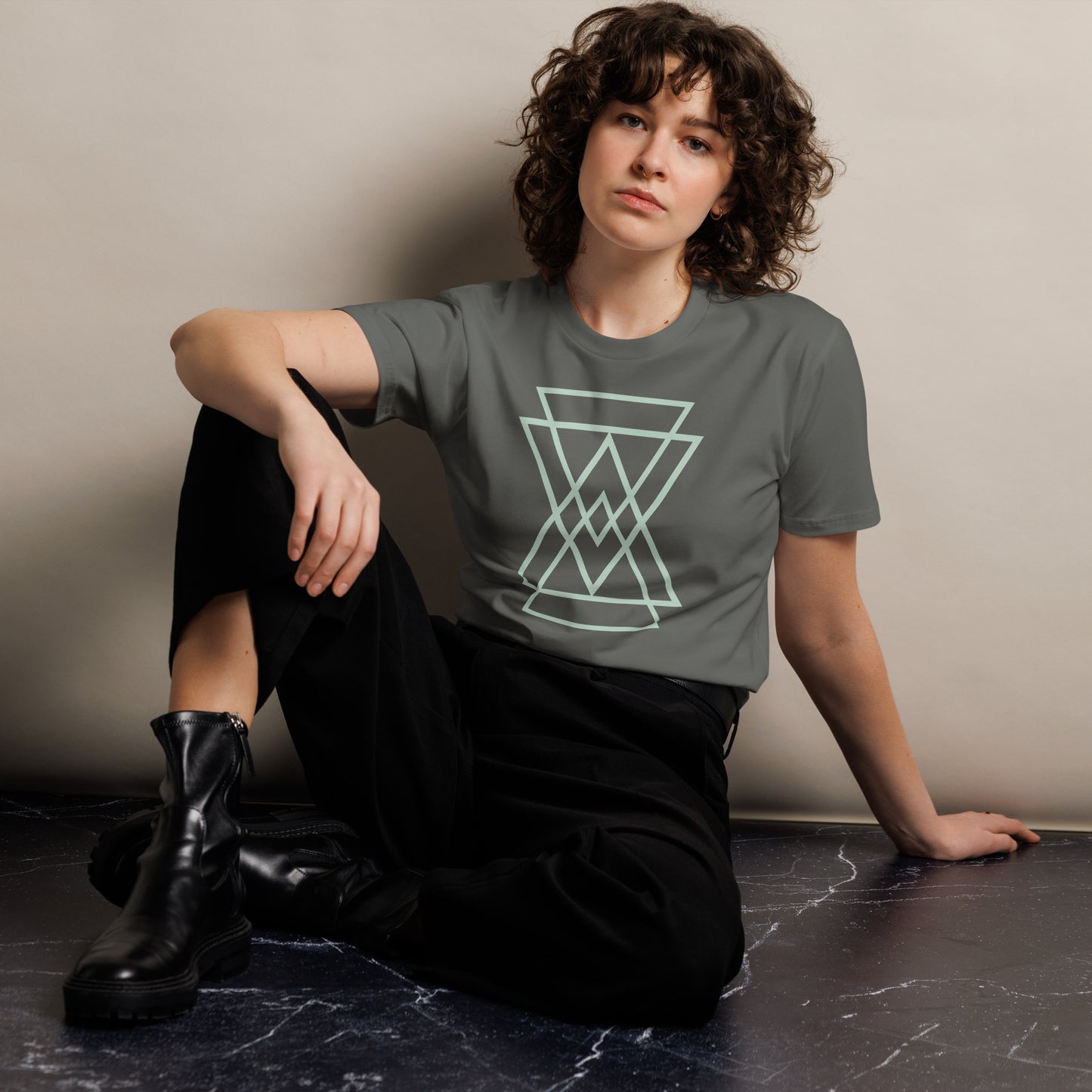 Geometric design t-shirt